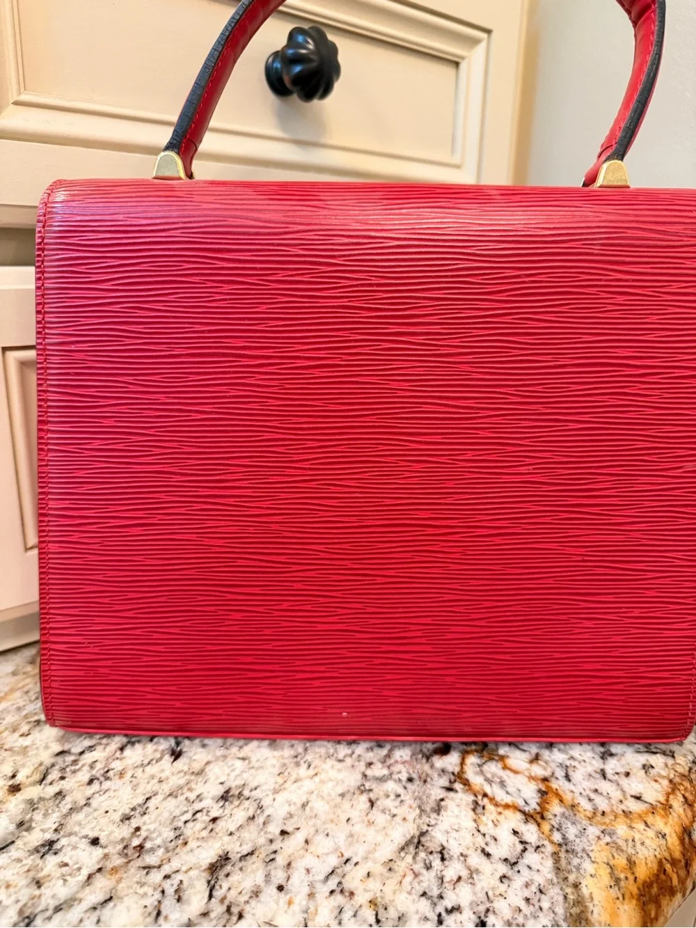 Louis Vuitton reposhing this